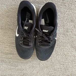 Nike men’s running shoes